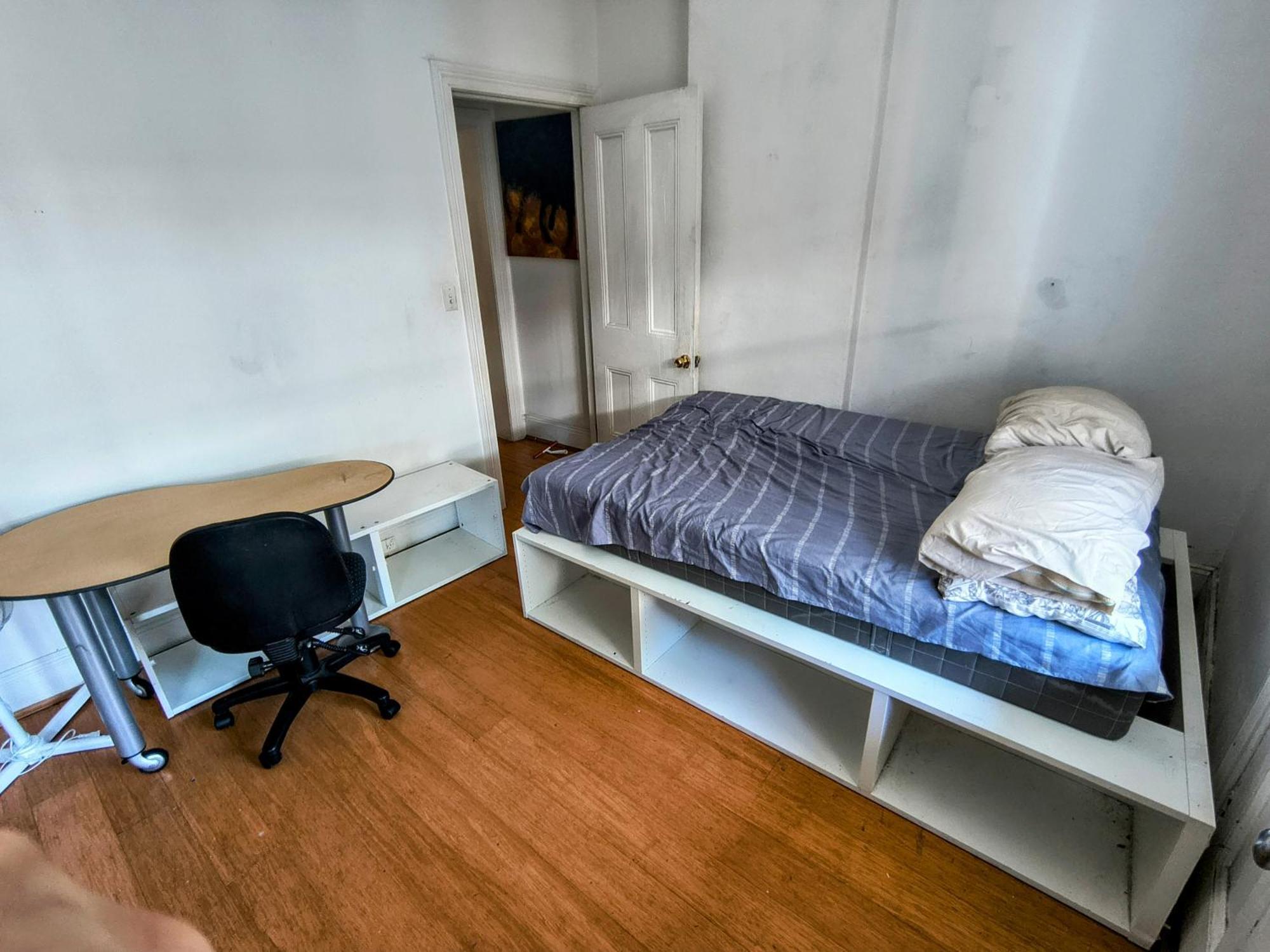 Spacious Terrace House Near Cbd Holiday home